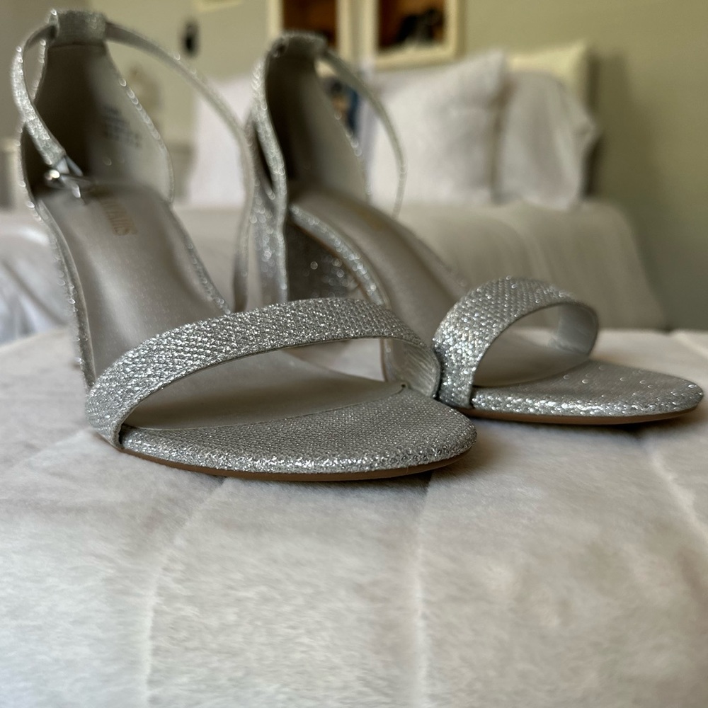 DREAM PAIRS Women's Chunk Low Heel